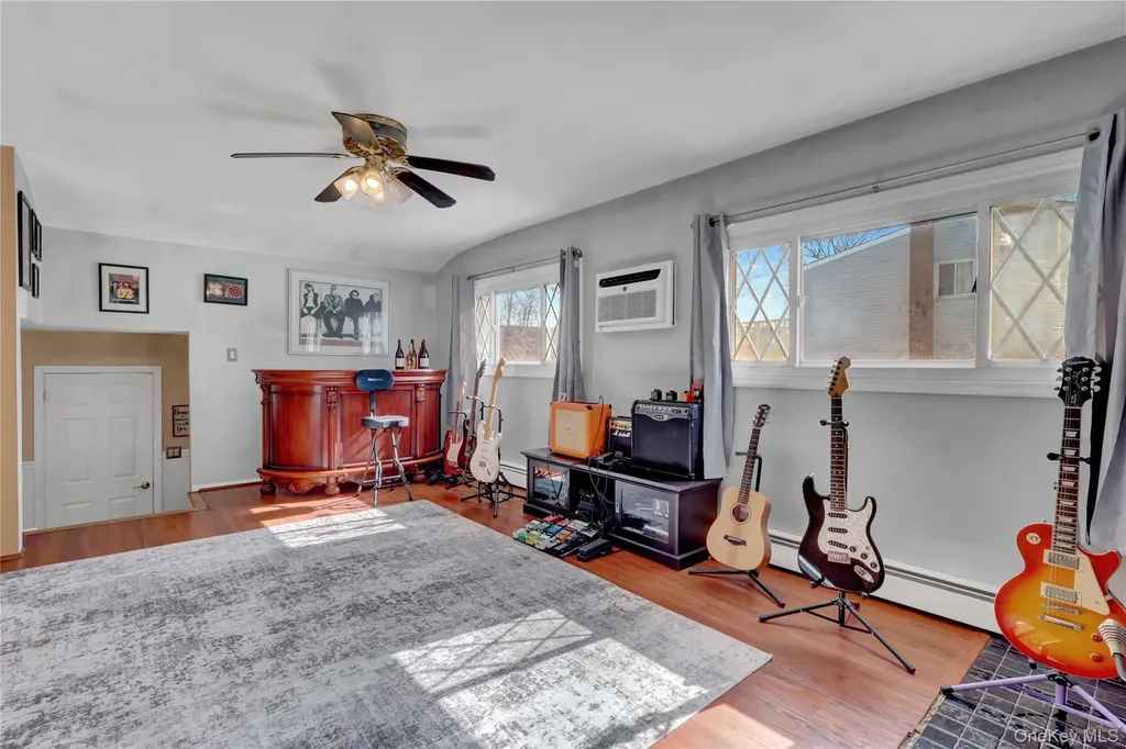 43 Westchester Avenue West Babylon NY 11704