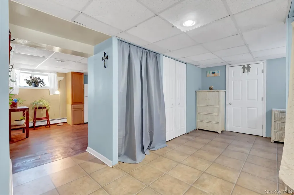 43 Westchester Avenue West Babylon NY 11704