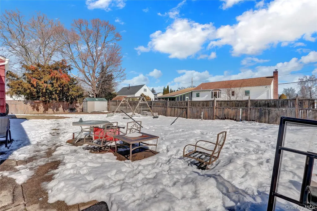 43 Westchester Avenue West Babylon NY 11704
