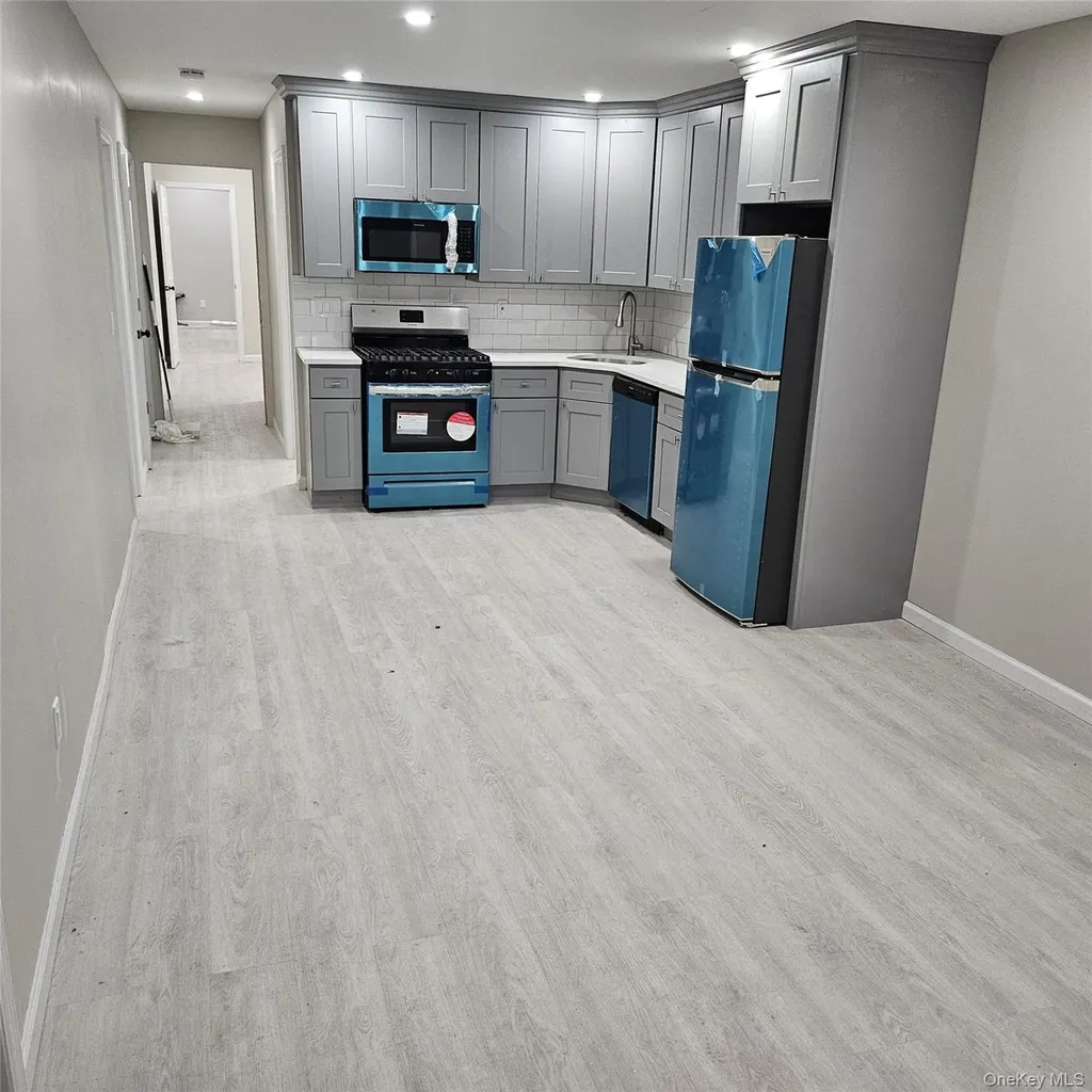 576 Linden Boulevard Brooklyn NY 11203