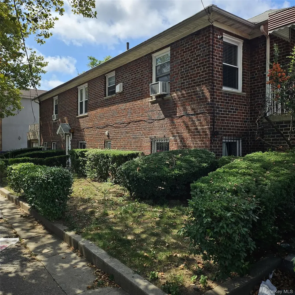 576 Linden Boulevard Brooklyn NY 11203