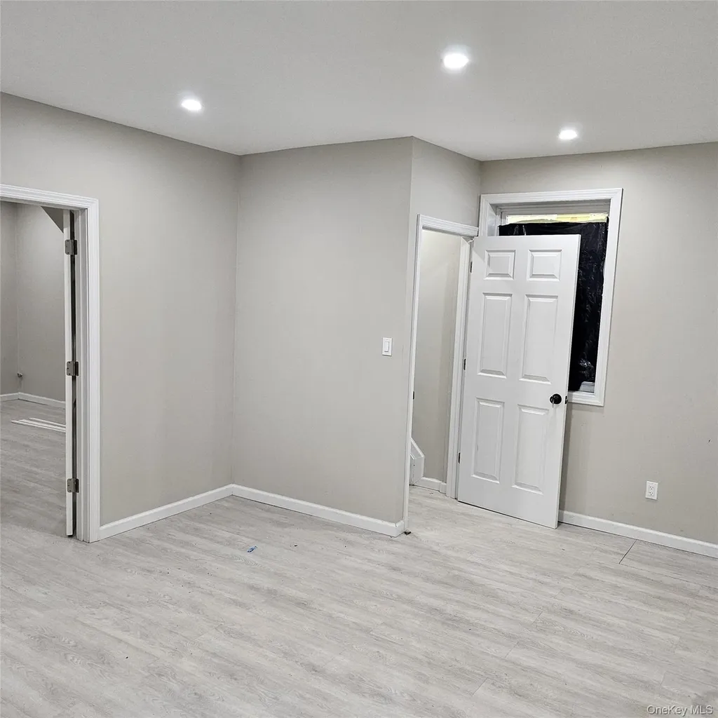 576 Linden Boulevard Brooklyn NY 11203