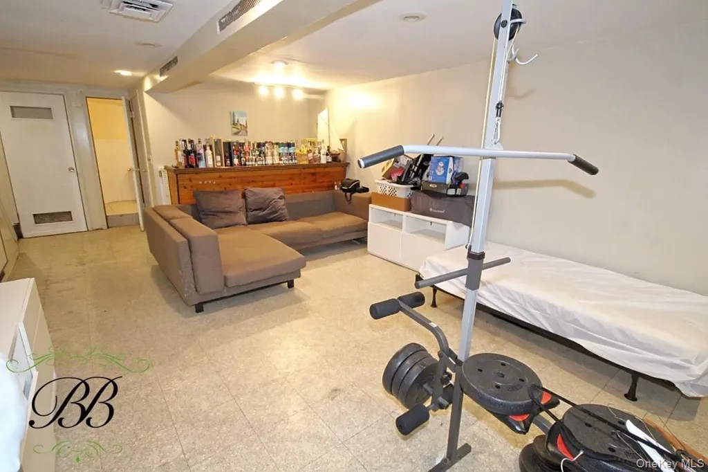 2534 Ralph Avenue Brooklyn NY 11234