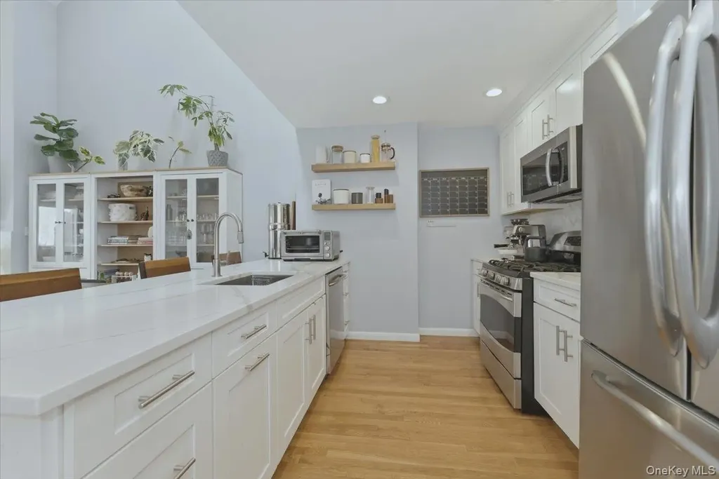 379 W Broadway Long Beach NY 11561