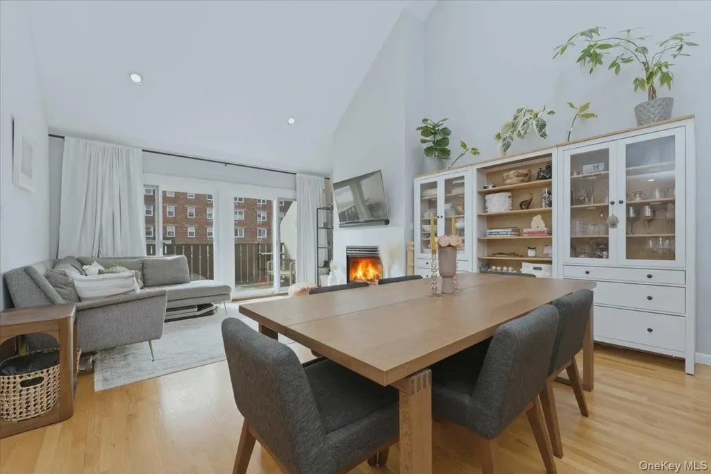 379 W Broadway Long Beach NY 11561