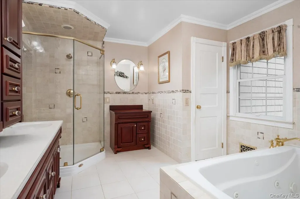 112 Barton Road White Plains NY 10605