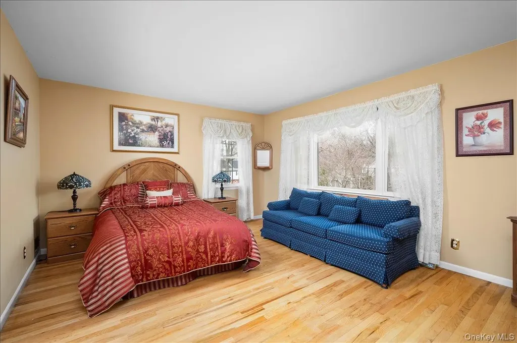 112 Barton Road White Plains NY 10605