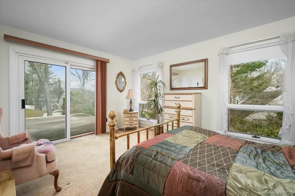 112 Barton Road White Plains NY 10605