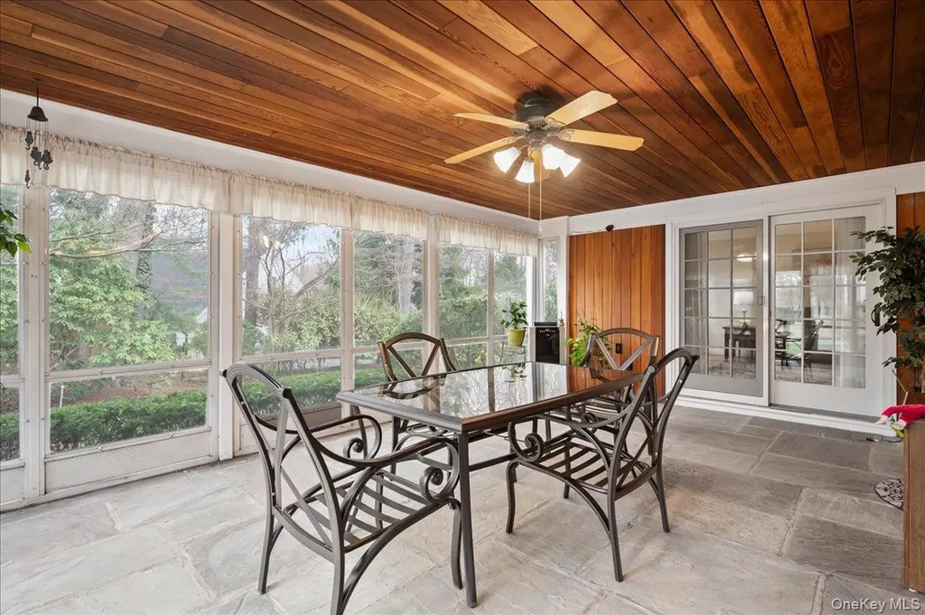 112 Barton Road White Plains NY 10605