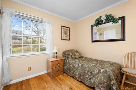 112 Barton Road White Plains NY 10605