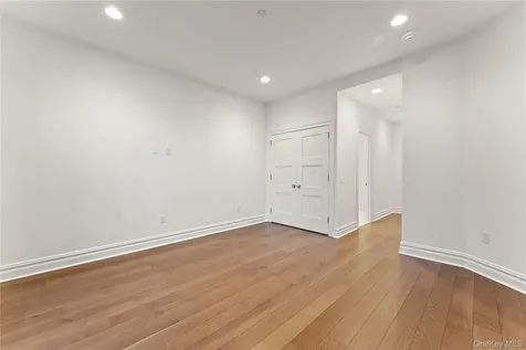 2 Weaver Street Scarsdale NY 10583