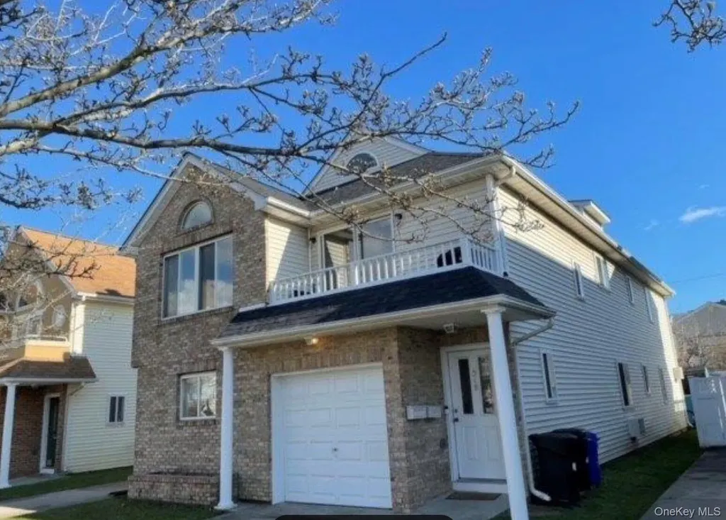 518 E Penn Street Long Beach NY 11561