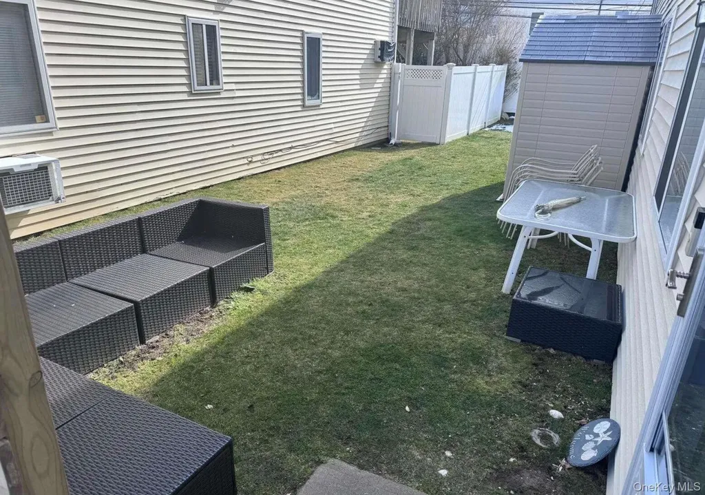 518 E Penn Street Long Beach NY 11561