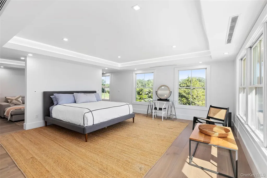 11 Bay Road Quogue NY 11959