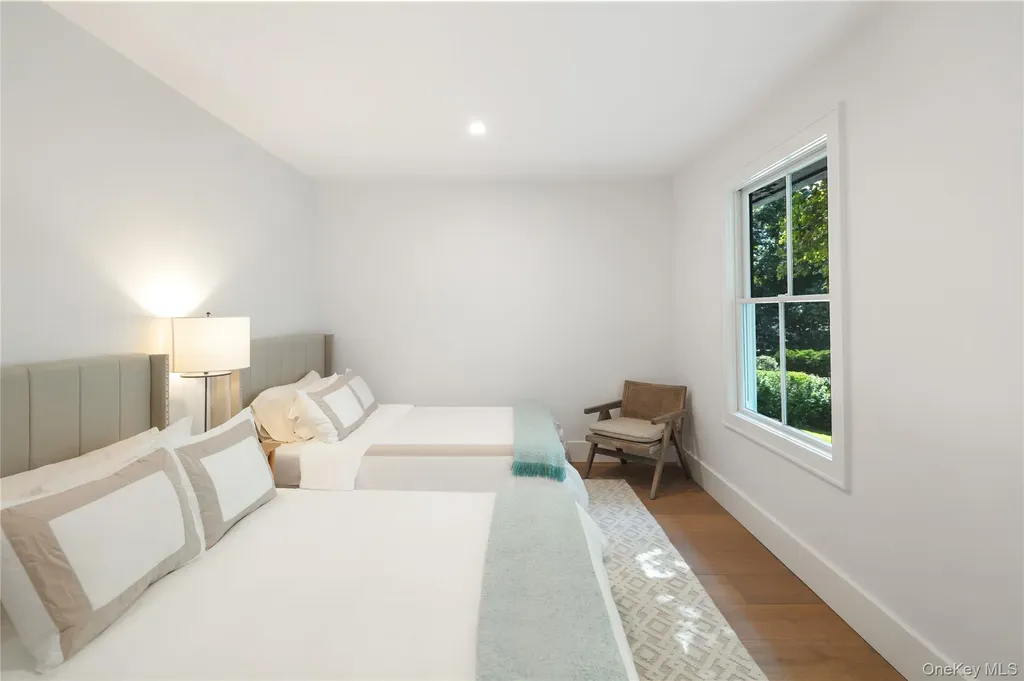 11 Bay Road Quogue NY 11959