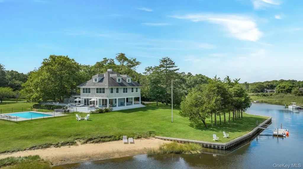11 Bay Road Quogue NY 11959