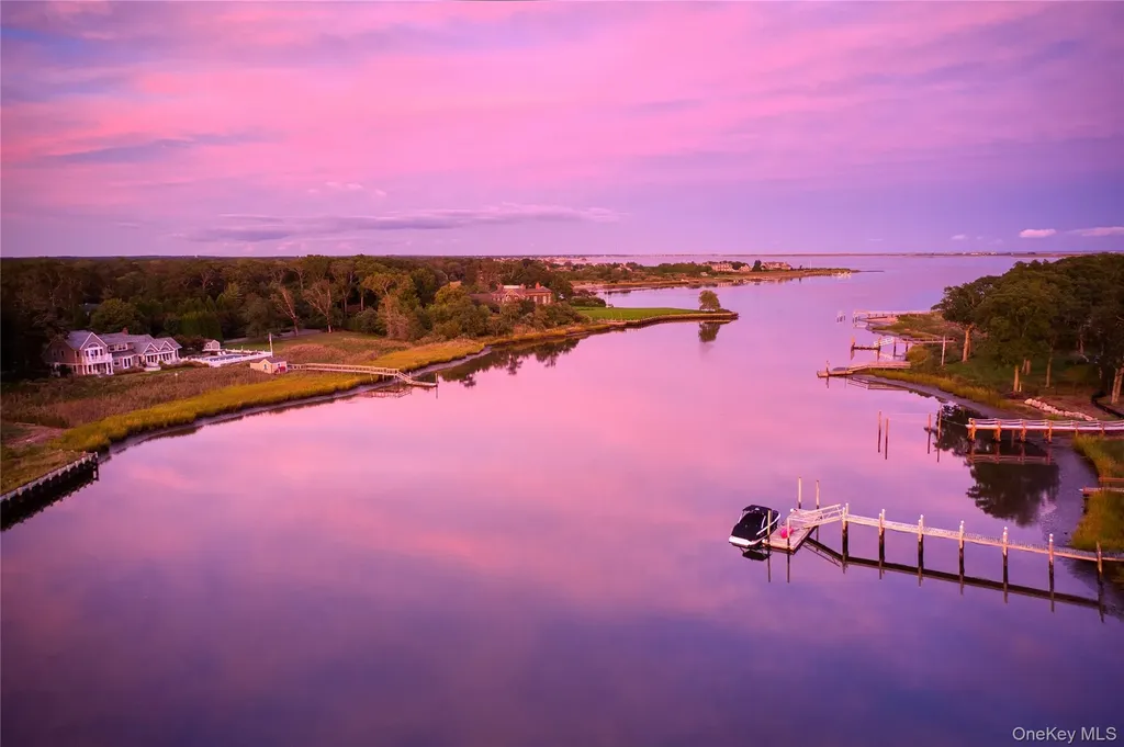 11 Bay Road Quogue NY 11959