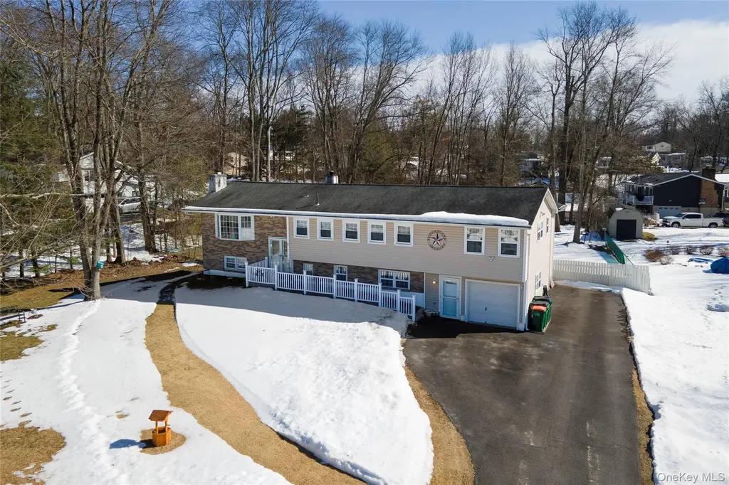 5 Orange Court Wappingers Falls NY 12590