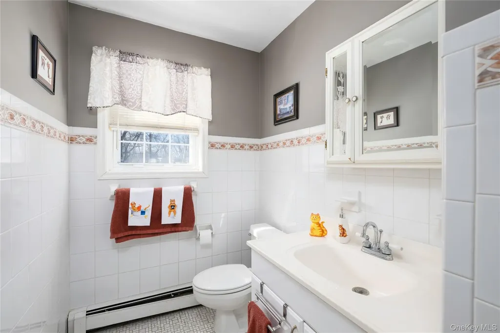 5 Orange Court Wappingers Falls NY 12590