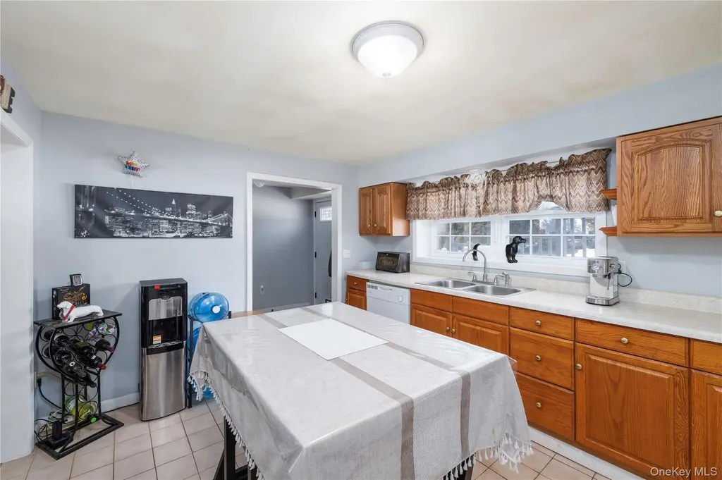5 Orange Court Wappingers Falls NY 12590