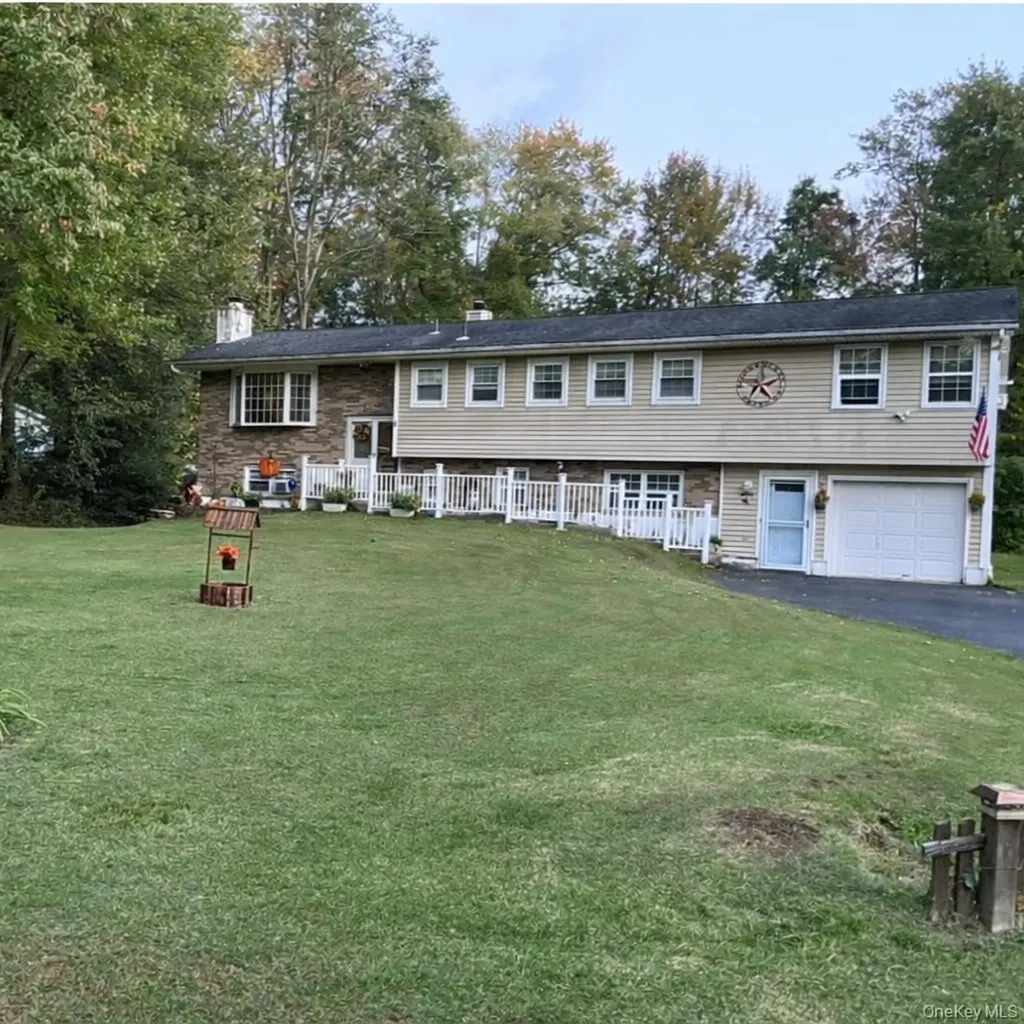 5 Orange Court Wappingers Falls NY 12590