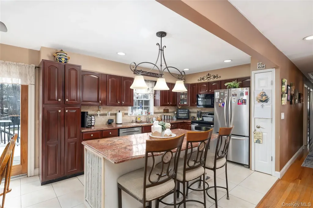5 Orange Court Wappingers Falls NY 12590