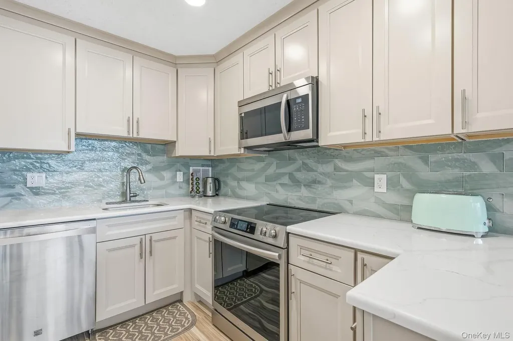 715 162nd Street Beechhurst NY 11357