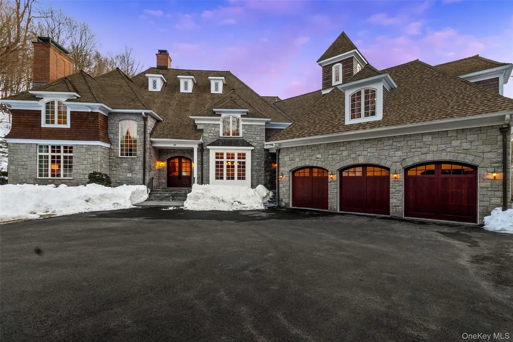 26 Hollow Ridge Road Bedford Corners NY 10549