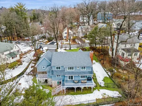 24 Kent Avenue Hastings-on-hudson NY 10706