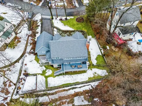 24 Kent Avenue Hastings-on-hudson NY 10706