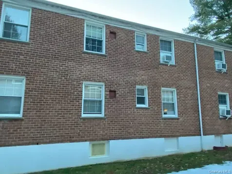 180 Pinewood Road Hartsdale NY 10530