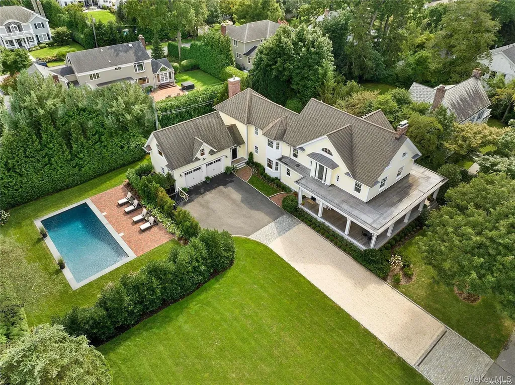 50 South Drive Manhasset NY 11030