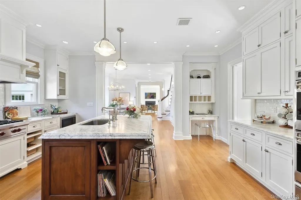 50 South Drive Manhasset NY 11030