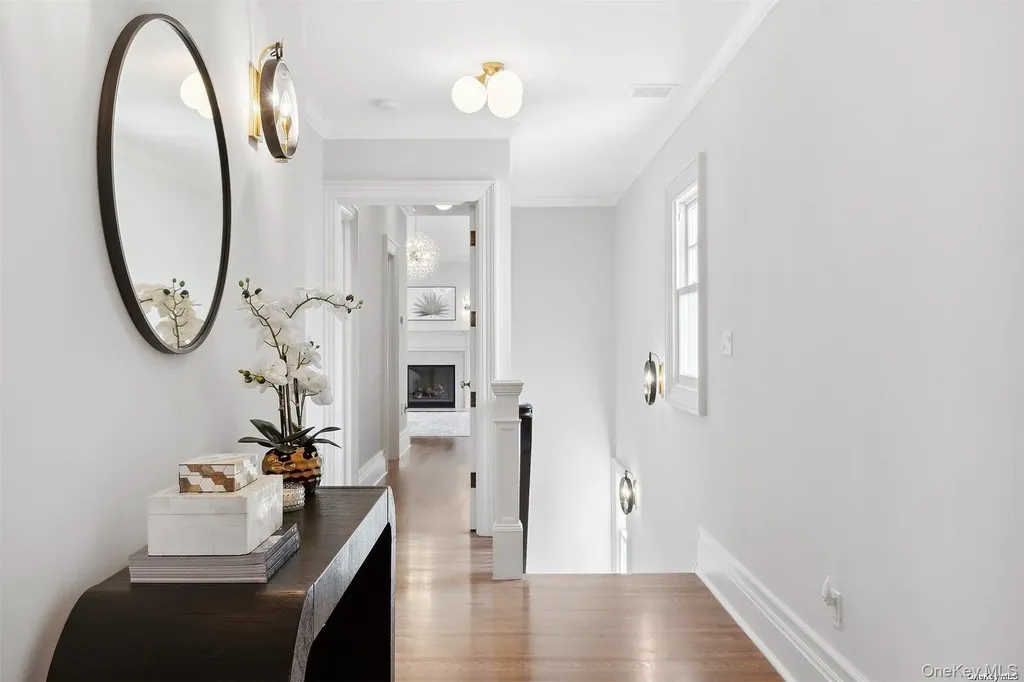 50 South Drive Manhasset NY 11030