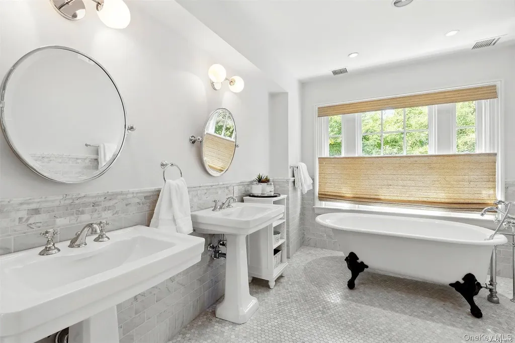 50 South Drive Manhasset NY 11030