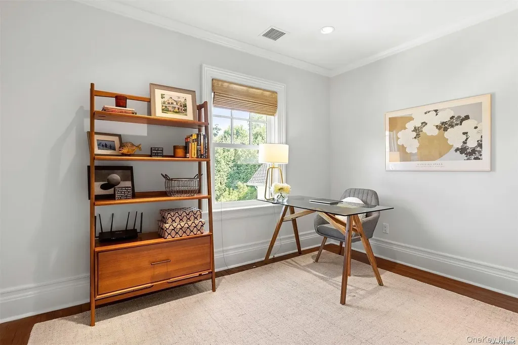 50 South Drive Manhasset NY 11030