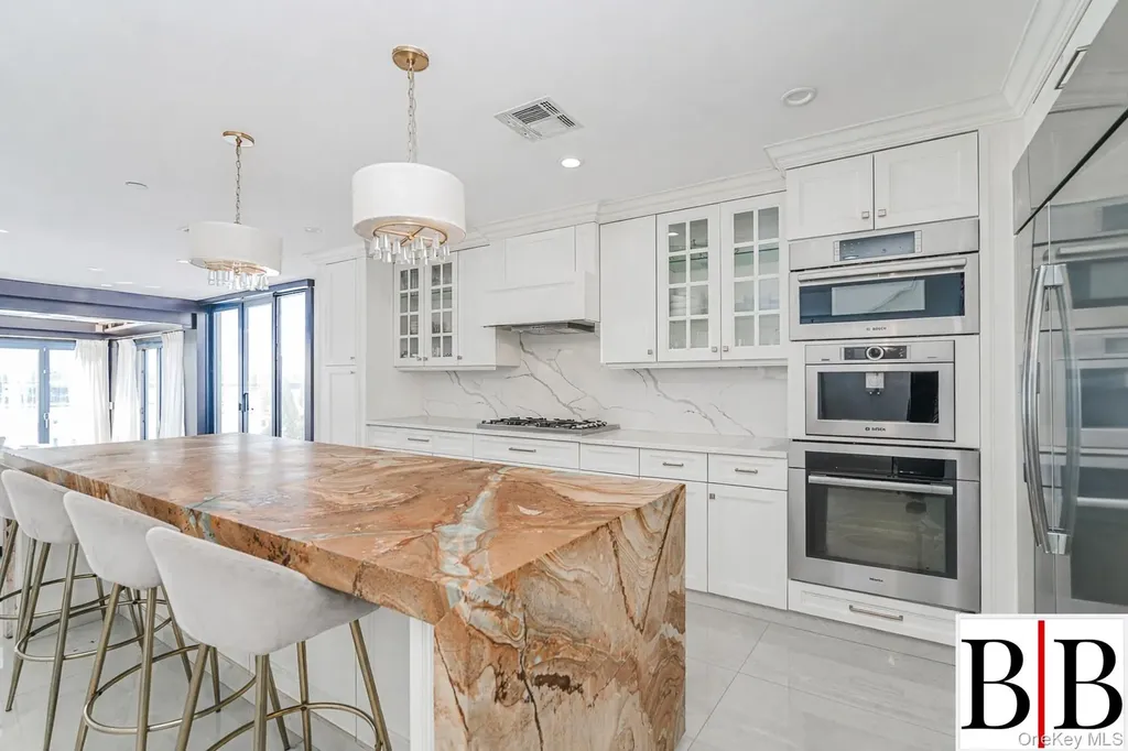 2276 National Drive Brooklyn NY 11234