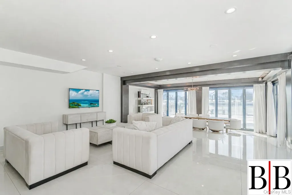 2276 National Drive Brooklyn NY 11234