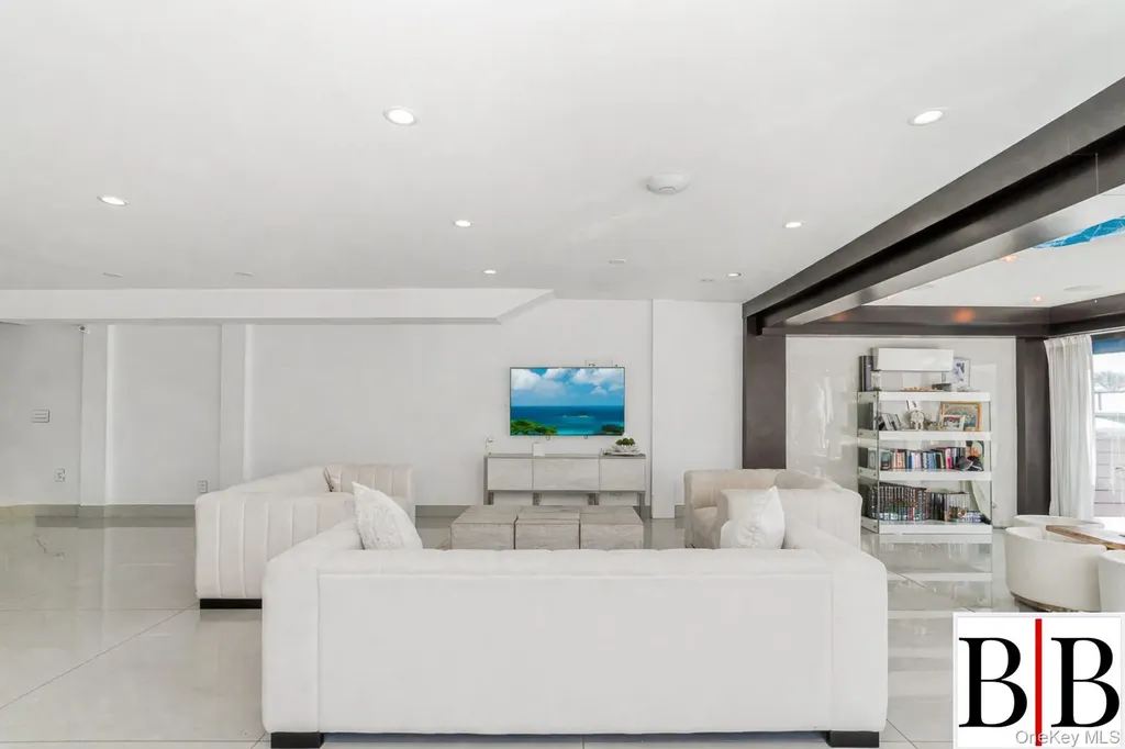 2276 National Drive Brooklyn NY 11234