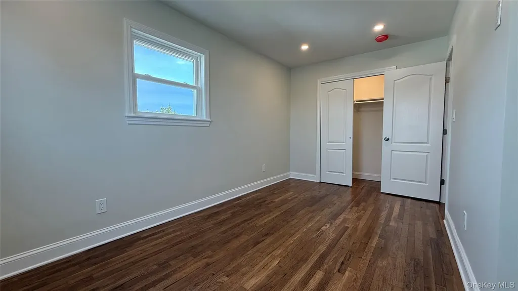 211 4th Avenue West Babylon NY 11704