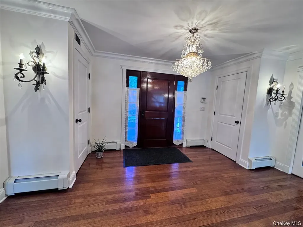 35 Moss Lane Jericho NY 11753