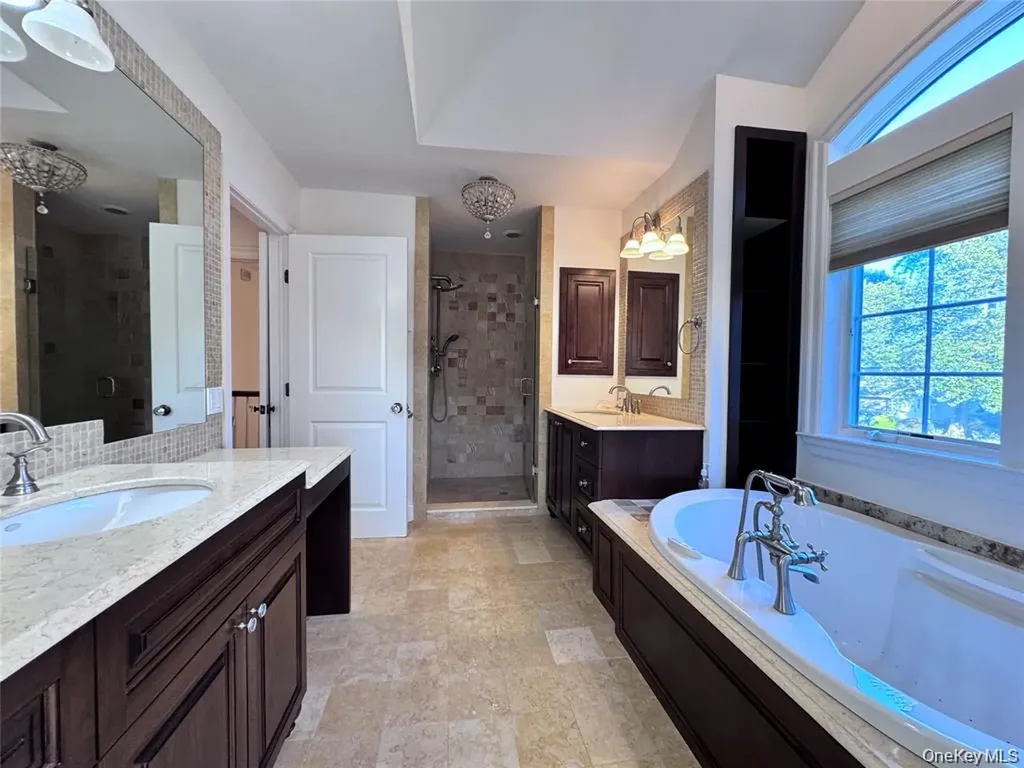 35 Moss Lane Jericho NY 11753