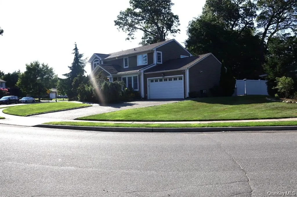 35 Moss Lane Jericho NY 11753
