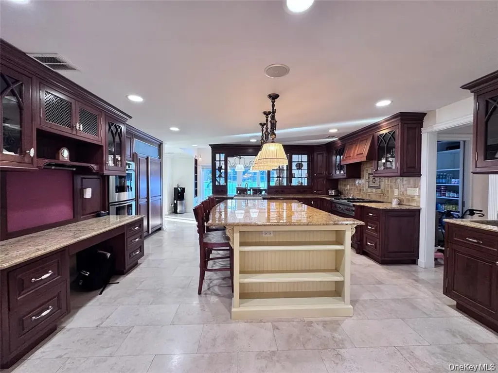 35 Moss Lane Jericho NY 11753