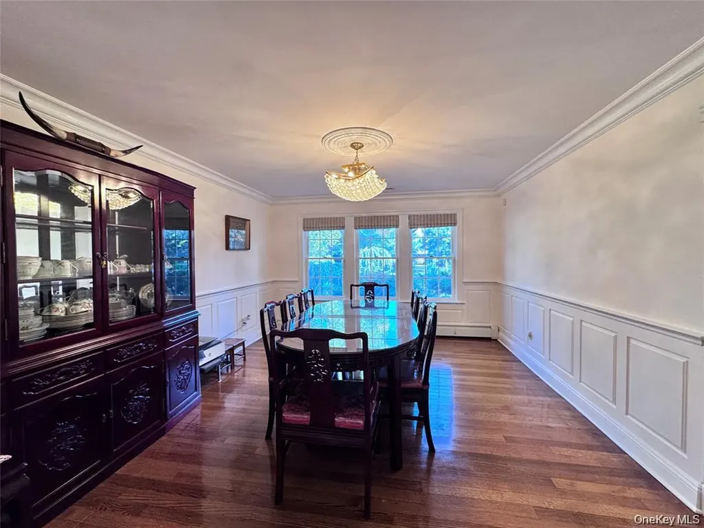 35 Moss Lane Jericho NY 11753
