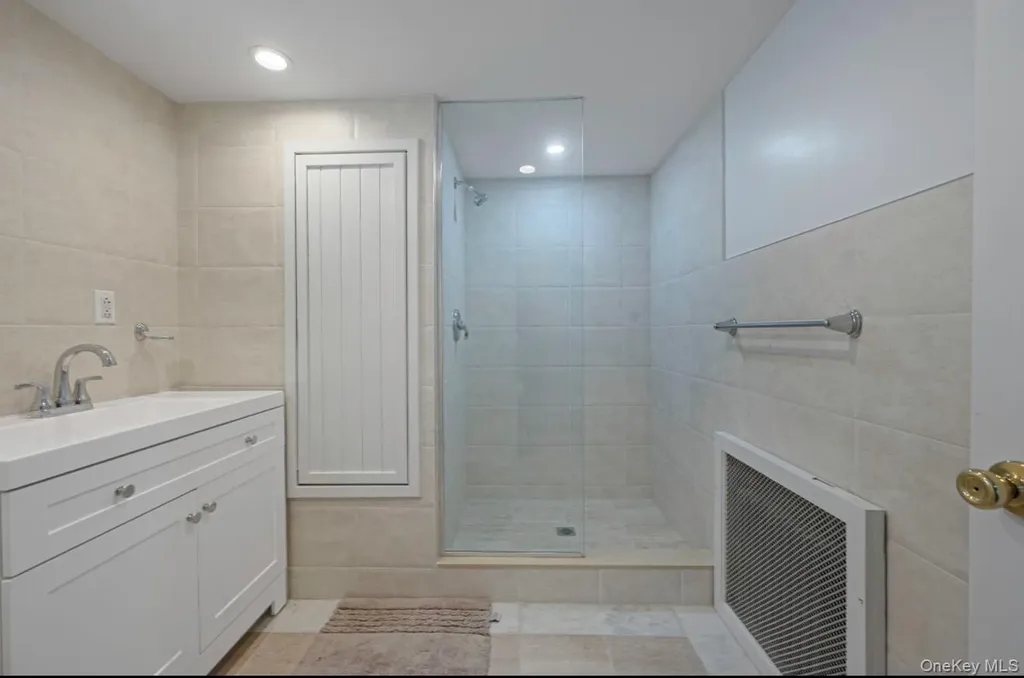 74 Brookline Avenue Long Beach NY 11561