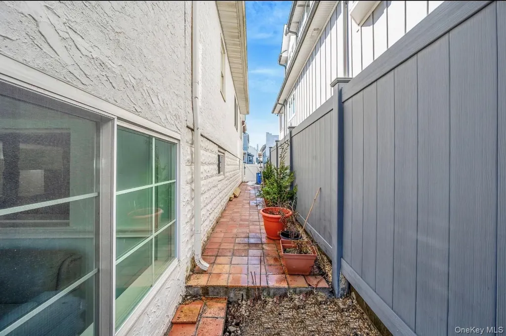 74 Brookline Avenue Long Beach NY 11561