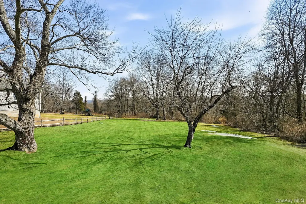 14 Frances Drive Katonah NY 10536