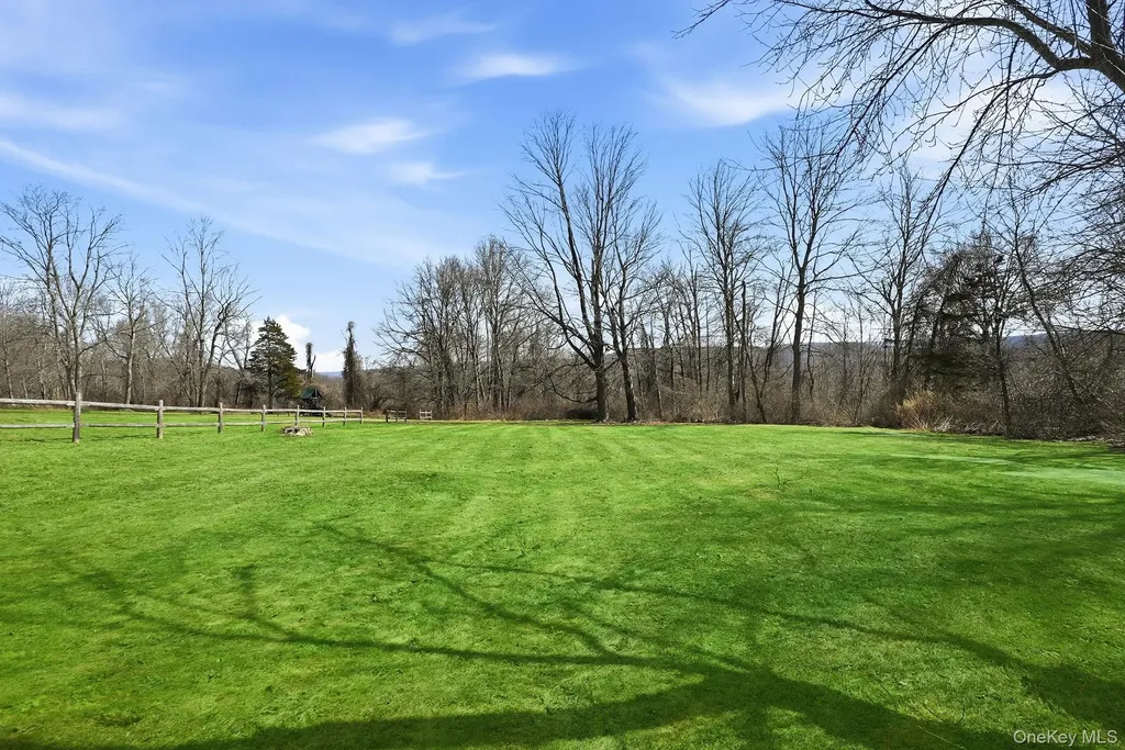 14 Frances Drive Katonah NY 10536