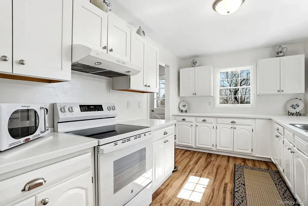 14 Frances Drive Katonah NY 10536